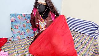 Muslim whore cheats with desi lover's anal dildo on dirty video chat