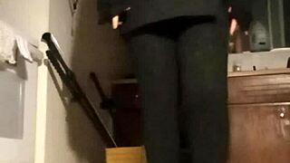 wanna workout to this pumping music with me?