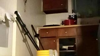 wanna workout to this pumping music with me?