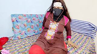 Muslim whore cheats with desi lover's anal dildo on dirty video chat