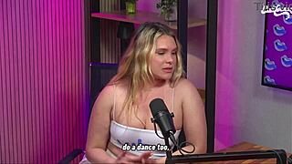 hot slut shows feet deep blowjob lesson