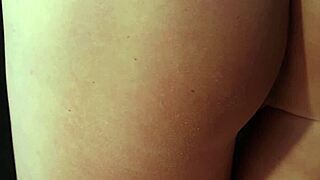 Beautiful big tits blonde nikki leigh strips naked curvy body 🔥🍑