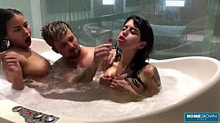 Kinky Scarlett Taylor Lends Fat Dick to Eager Girlfriend