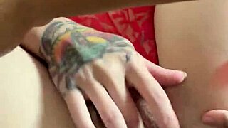 Bunny hunts massive Easter carrot delight!