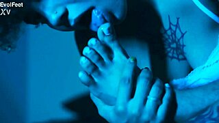 emilly's hot pretty feet wait for your fetish touch now