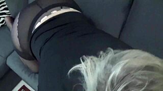 sexy middle-aged milf spreads pink pussy for hot licking action
