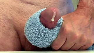 i spy myself masturbating to explosive orgasm in slow motion