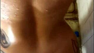 devouring my girlfriend's juicy pussy in shower homemade creampie finish