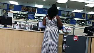 Candid ebony bbw shakes massive basketball ass cheeks