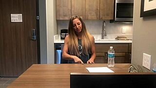 lora cross what makes your ass so sexy in casting