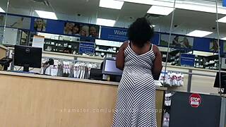 Candid ebony bbw shakes massive basketball ass cheeks