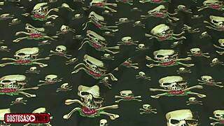 Britney's feet and ass tempt hardcore friend pounding?