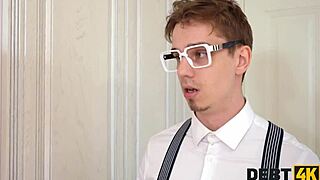 polly yangs dances then takes dp from debt collectors