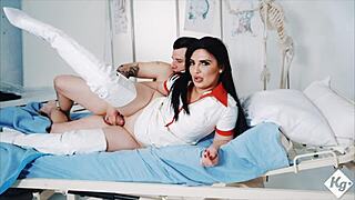 Tempting Exotic Nurse Heals Huge Cock With Mouth Hands Wet Cunt