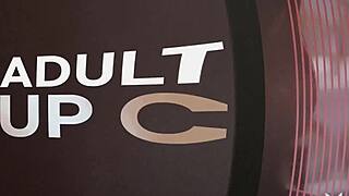 Sophie dee unleashes huge boobs bubble butt in bold solo tease