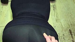 i couldn't resist pounding that redhead milf's mouth then her tight hole in leggings