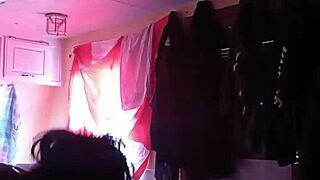 craving that deepthroat to climb higher