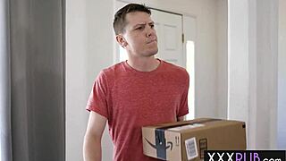 Delivery boy, your package made this big ass milf crave hardcore sucking