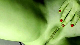 Homemade She-Hulk Halloween Cosplay with Big Green Ass and Pussy