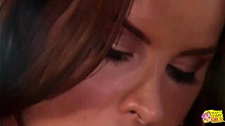 Thick Gorgeous Lesbians Outdoor Toy Fuck Passionate Orgasms Kissing