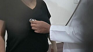 Sexy Indian Housewife's Massive Tits Get Doctor's Intense Probing Exam