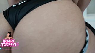 Sexy Latina Honey's Tsunami Squirts Unleash Emotional Texas Ecstasy