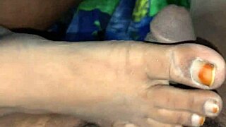 i'm the exotic indian beauty fingering myself to wild squirting orgasms