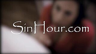 Five Cougars Gangbang 19yo Black Pizza Delivery Stud