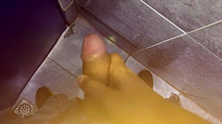 Old cuckold husband strokes watching amateur solo punheta intensely