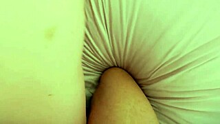 Whoa petite bubble butt bride takes cock in married holes quick