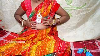 Desi Indian bhabhi's hottest pussy pounding with wild hindi dirty talk!