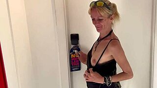 stepsis from breakfast to room cum inside twice crazy 😜