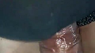 Indian Milf Delivers Intense Sexy Blowjob with Clear Hindi Moans