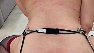 Huge dick makes webcam princess cum instantly in hardcore ride