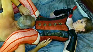 Steampunk Granny Fingers Pussy to Cunnilingus Orgasms