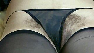 i love spyin on her jerkin off while she masturbates 