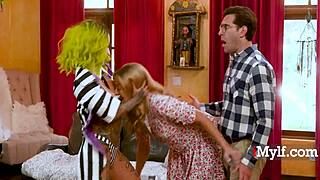 A Sexy Bikini Group Squirting Tits Orgy In Haunting Beetlejuice Parody!