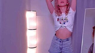 Blonde Teases With Seductive Webcam Dance Moves Before Touching Herself