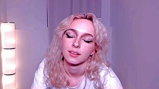 Blonde Teases With Seductive Webcam Dance Moves Before Touching Herself