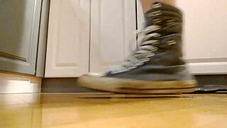 fat ass cums hard masturbating in converse sneakers