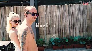 first swinger club thrill: public blowjob and sex