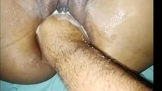 oh god this huge fisting insertion feels insane im shakin