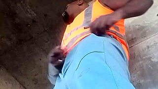 amateur construction worker films public solo masturbation outdoors