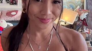 jerk off now to this asian transgirl challenge!