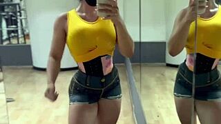 check out my sexy colombian gym ass outfit