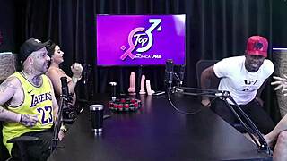 Jefao Oficial Kisses Karen Oliver's Big Tits In Steamy Lesbian Ride