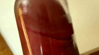 i'm pumpin my penis so hard in the kitchen it feels amazin