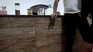 Cheating Wife Anal Pounded by Bar Stranger!