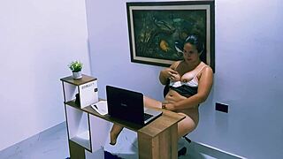 Latina babe sucks huge cock like a pro