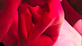 SINGLE LATINA MOM FROM CANCUN MEETS JUNAGORILLA FOR WILD FUCK